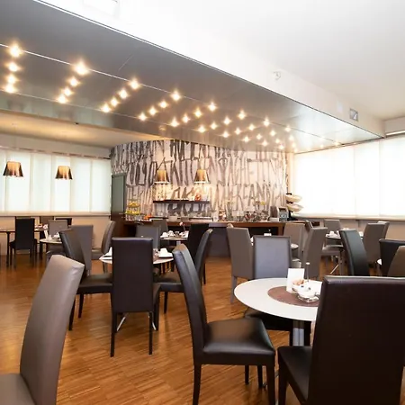 阿尔拉姆酒店 酒店 4*