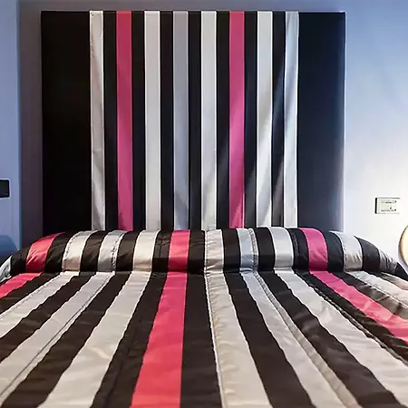 阿尔拉姆酒店 4*