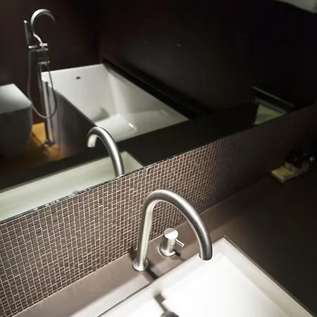 Aleramo Hotell Asti