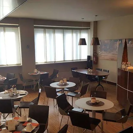 阿尔拉姆酒店 4* 阿斯蒂